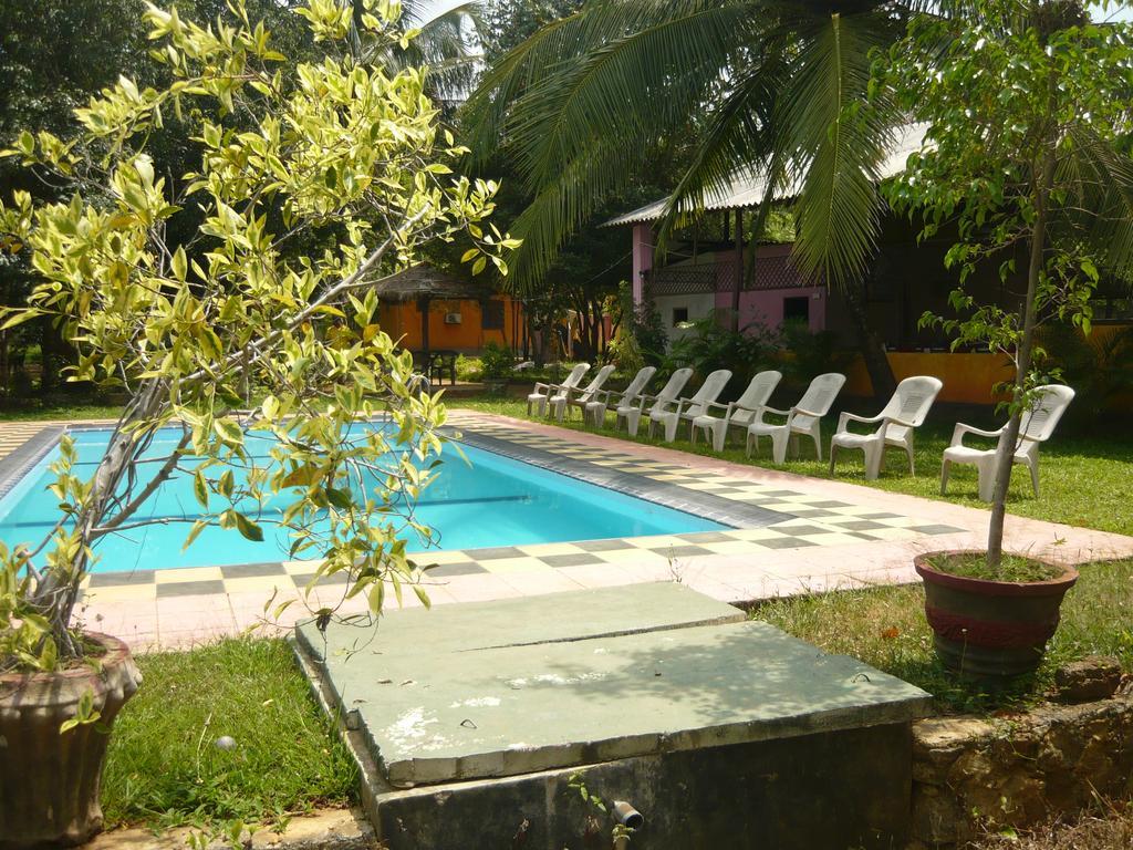 Sunrise Holiday Resort Habarana Exterior foto