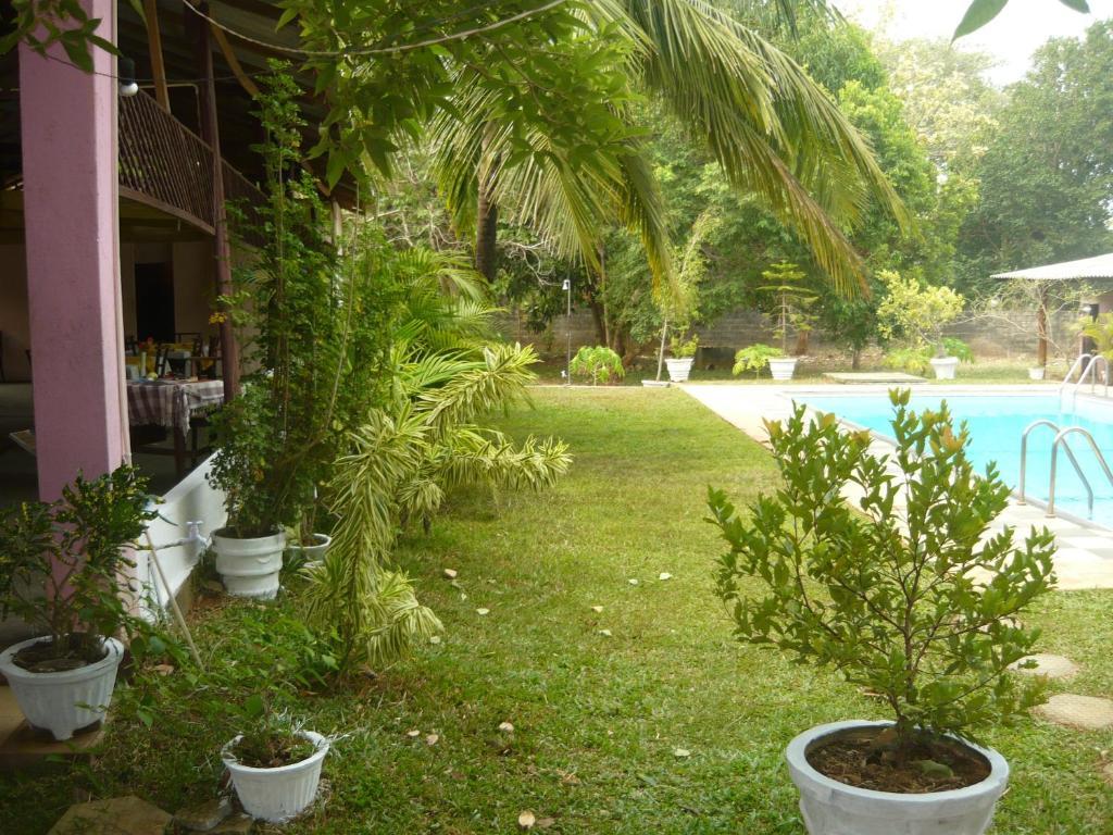 Sunrise Holiday Resort Habarana Exterior foto