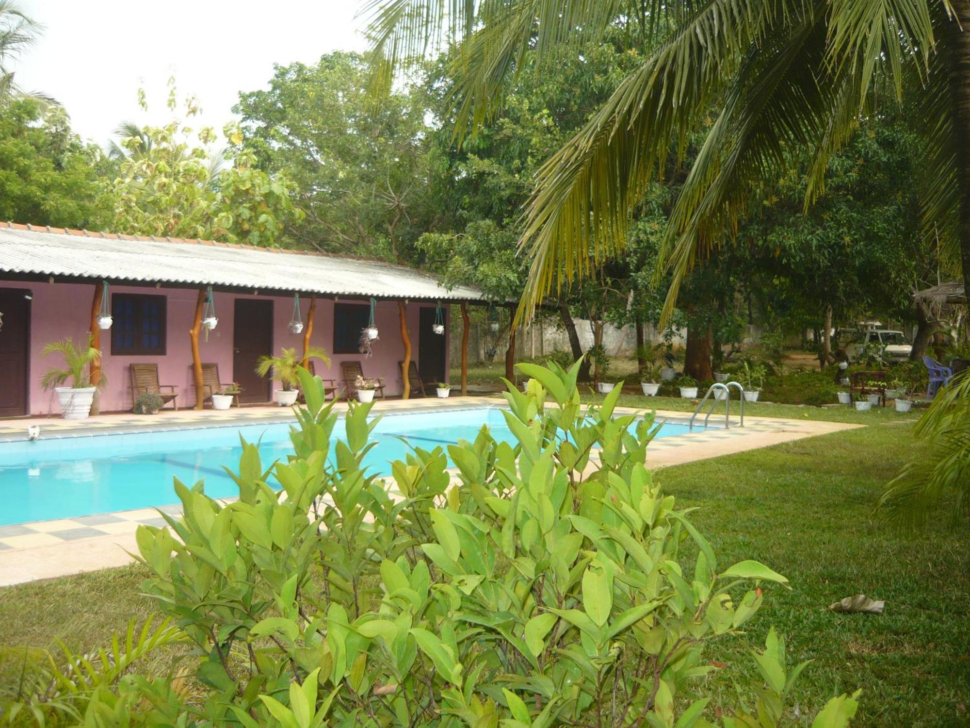 Sunrise Holiday Resort Habarana Exterior foto
