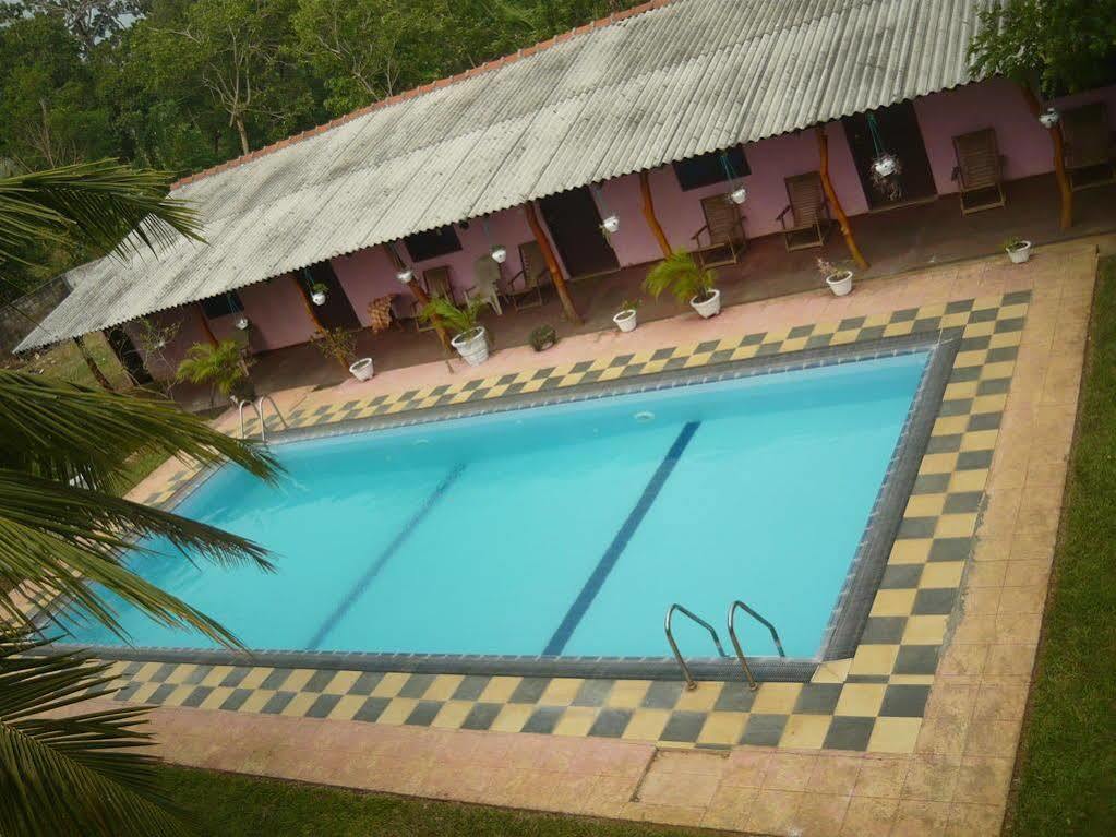 Sunrise Holiday Resort Habarana Exterior foto